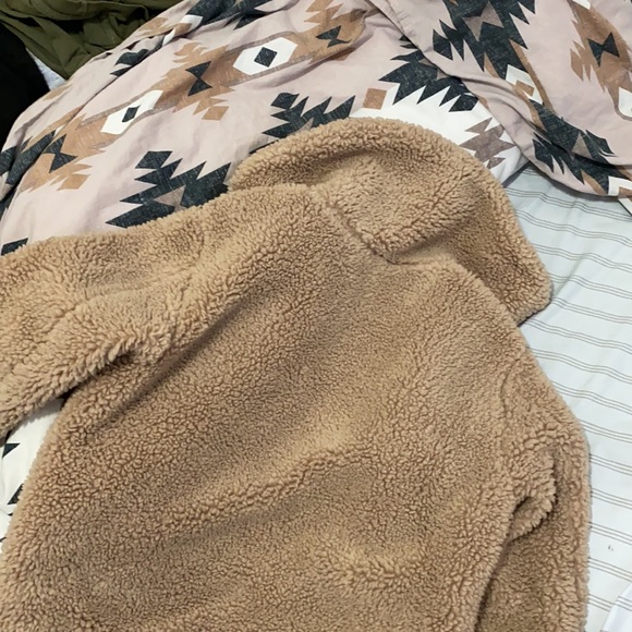 Wilfred Free Aritzia Teddy Jacket - Picture 8 of 8